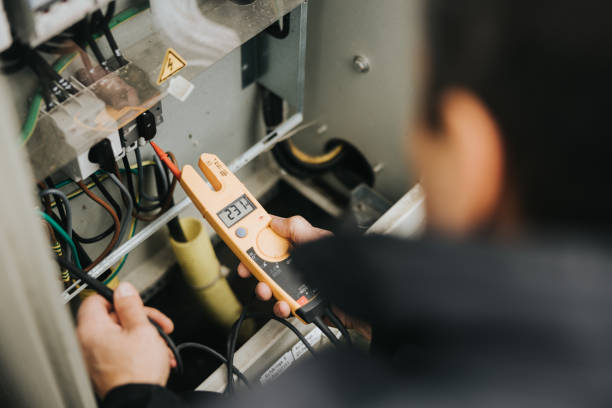 Best Affordable Emergency Electrician  in Floris, VA